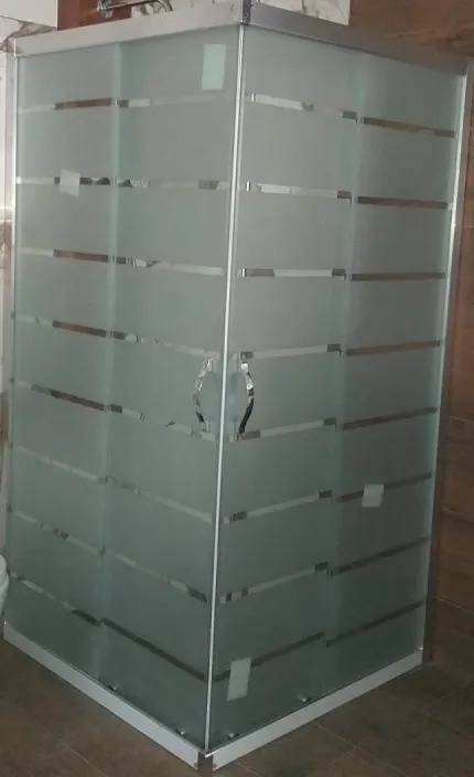 19 numaralı kumlama deseni: kesik kesik yatay çizgiler, krom profil